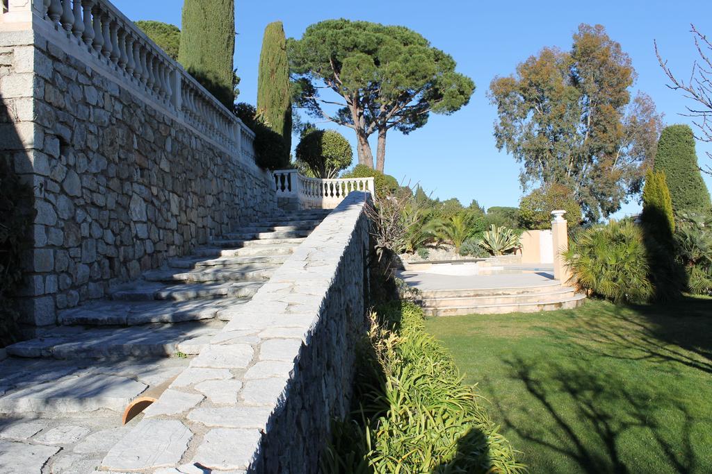 La Caladina Bed and Breakfast Mougins Eksteriør billede